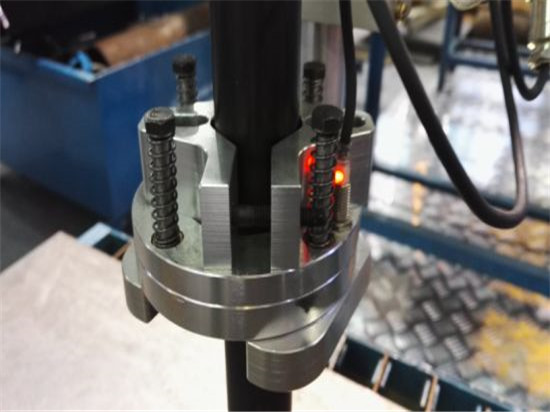 स्टेनलेस स्टील लोह साठी सीएनसी प्लाझमा नवीन व्यवसाय उद्योग मशीन मेटल कट मशीन कापून