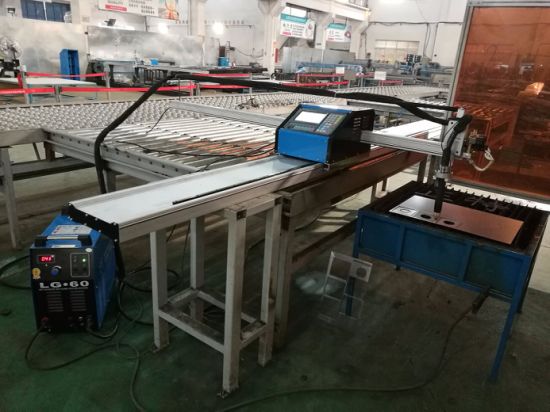पोर्टेबल सीएनसी गॅन्टरी क्रेन प्लाझ्मा ज्वाला काटण्याचे यंत्र / प्लाझमा कटर