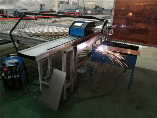 चीन निर्माता कॉम्प्यूटर कंट्रोल केलेले सीएनसी प्लाझमा कटर कट अॅल्युमिनियम स्टेनलेस स्टील / आयरन / मेटलसाठी वापरतात