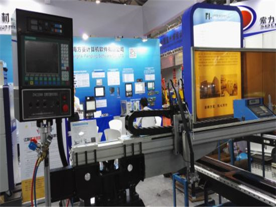 प्लेट आणि राउंड मेटलसाठी चीन सीएनसी प्लाझमा मेटल कटिंग मशीनमध्ये तयार केले